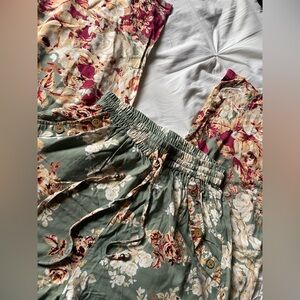 Floral Flowy Pants